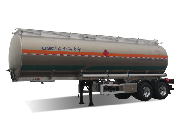 38方運油半挂車
